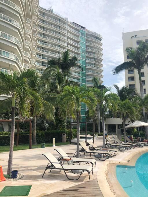 Bay View Grand Marina Ixtapa Condo En Pie De Playa ภายนอก รูปภาพ