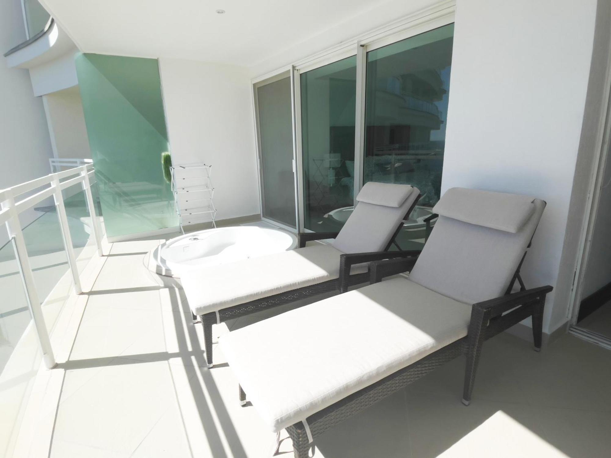 Bay View Grand Marina Ixtapa Condo En Pie De Playa ภายนอก รูปภาพ